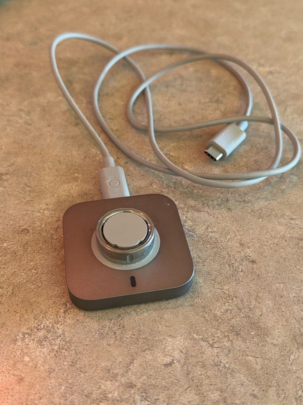 Oura Charging Dock with USB-C Cable in Silver and Gray
